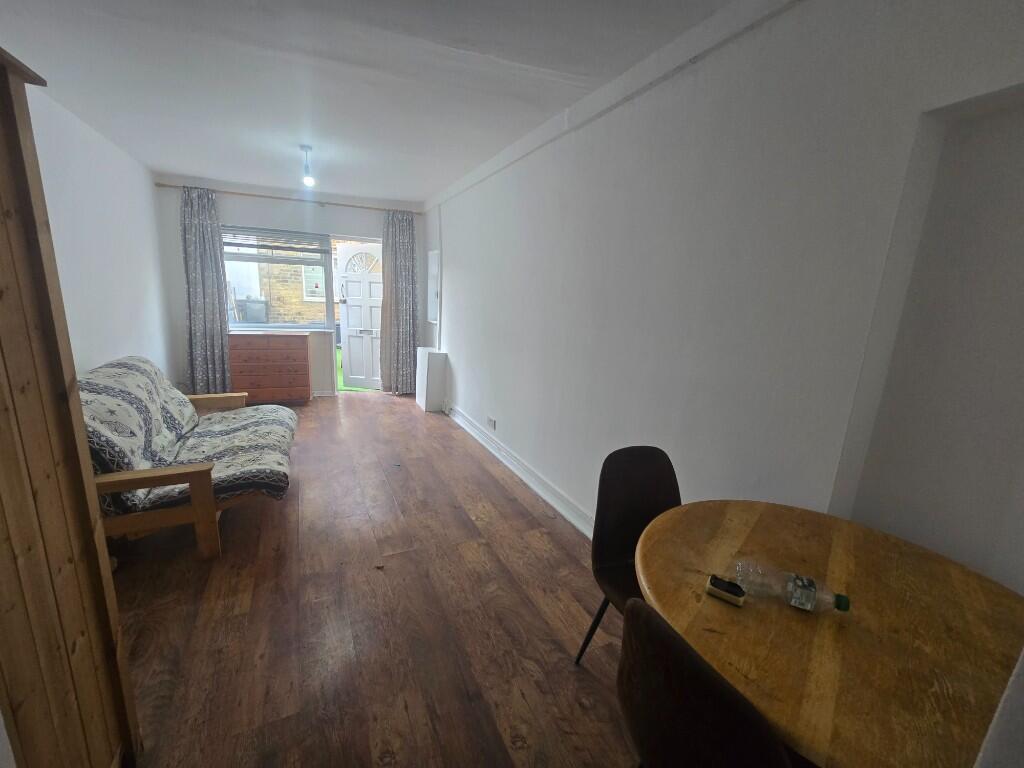 Main image of property: Church Lane, London, N2