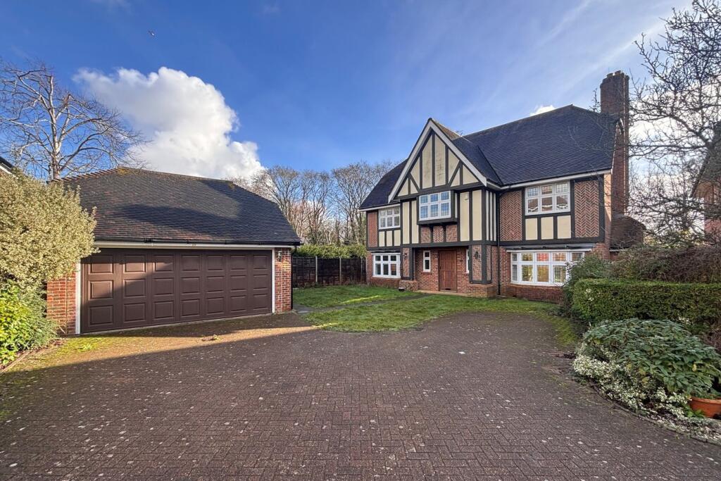 Main image of property: Limewood Close, Langley Park, Beckenham, BR3