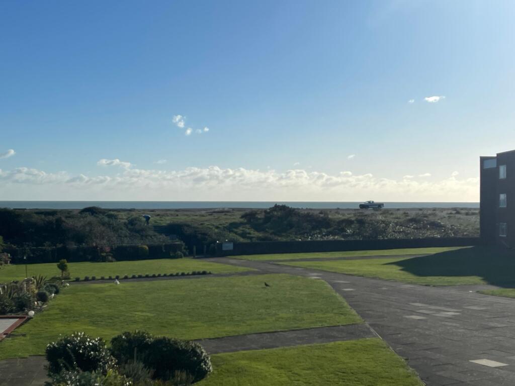 Grenville Road, Pevensey Bay, BN24 photo 3