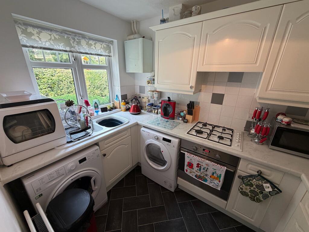 House in Salisbury, Harnham Hill - More