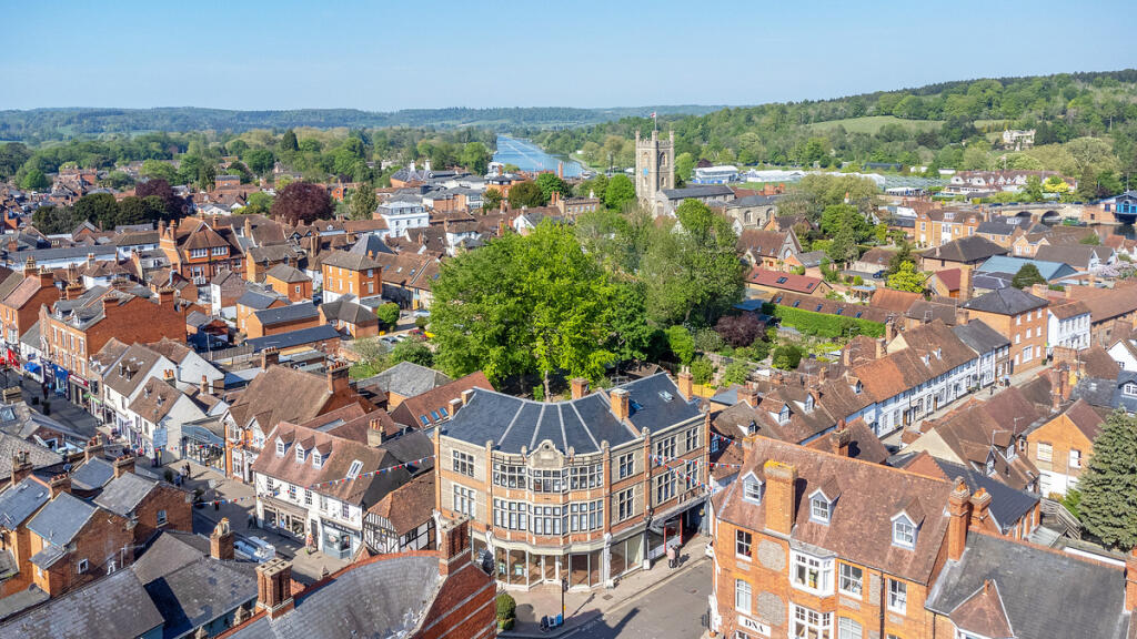 Main image of property: Friday Street Henley-on-Thames, Oxfordshire, RG9 1AL