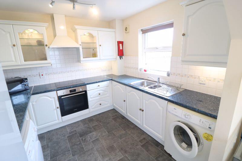 Apartment in Douglas, Willaston - View 5