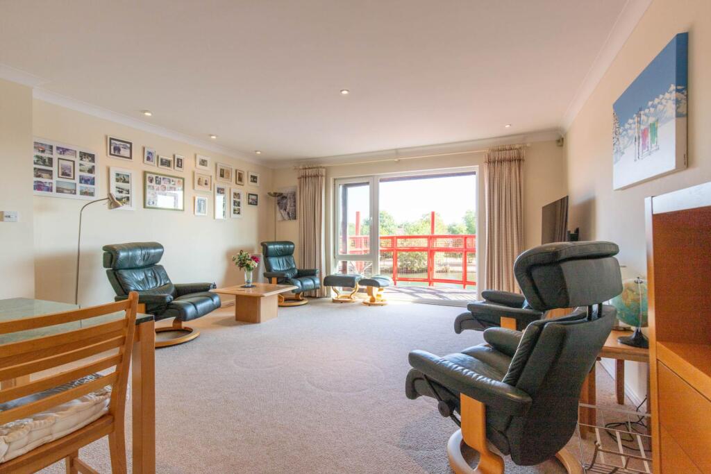 Apartment in Reading, Caversham - View 4