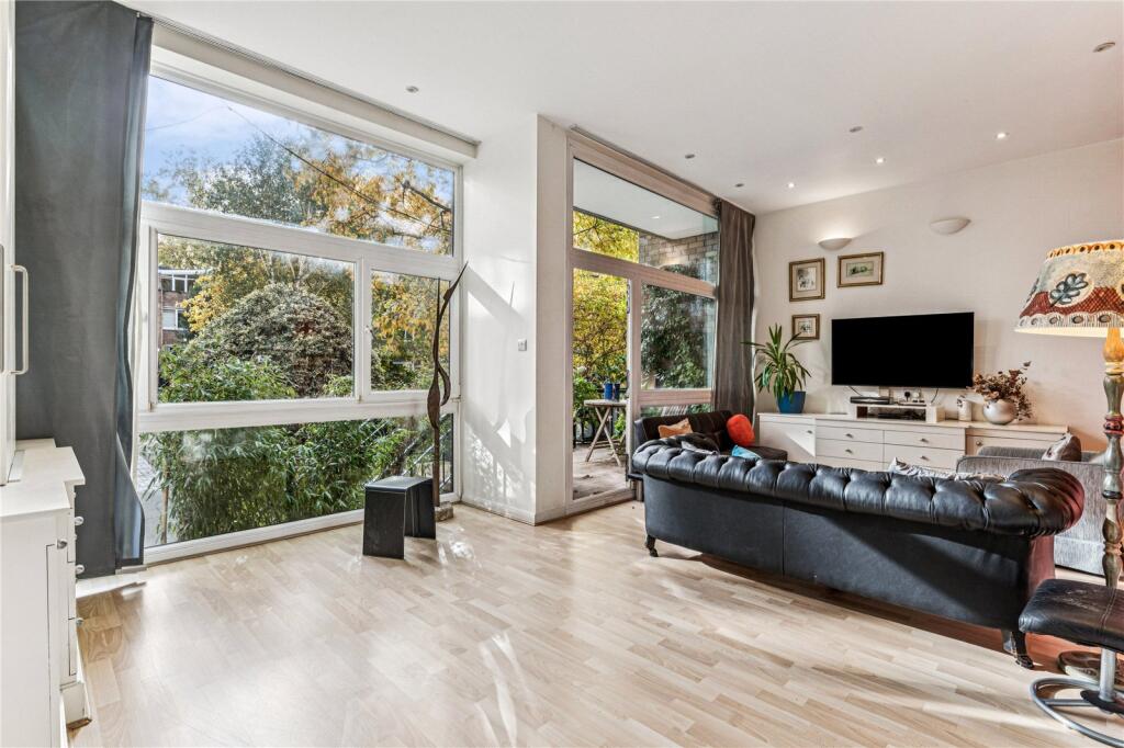 Main image of property: Cambridge Square, London, W2