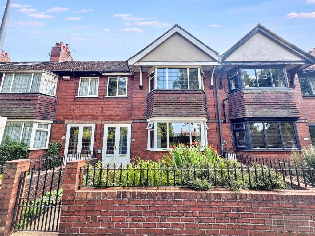 Main image of property: Spring Gardens, Leek