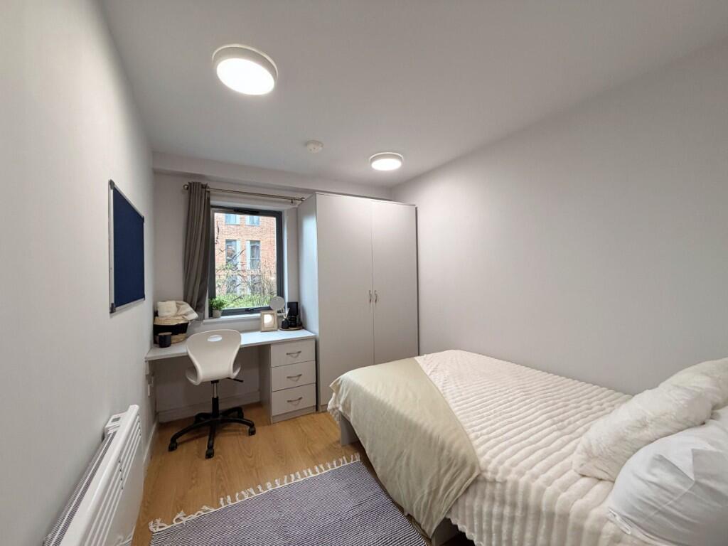 Main image of property: Cluster 45 Room D Queensland Place, 2 Chatham Place, Liverpool, Merseyside, L7