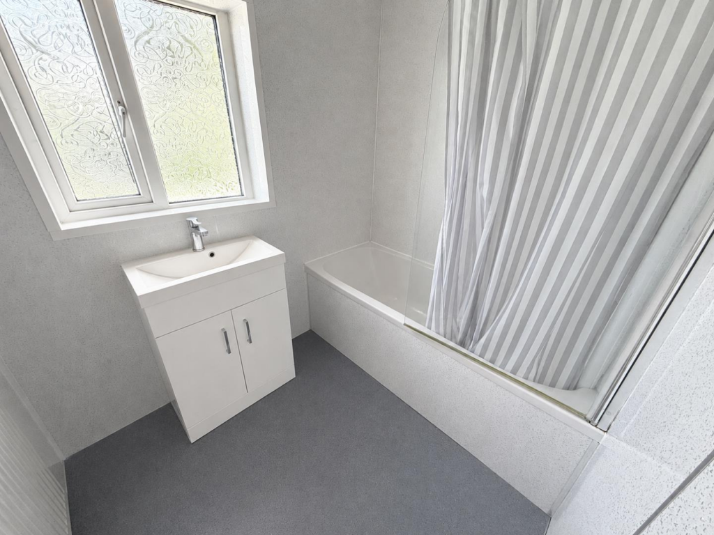 Oliver Street, Poets Corner, Northampton NN2 - View 6