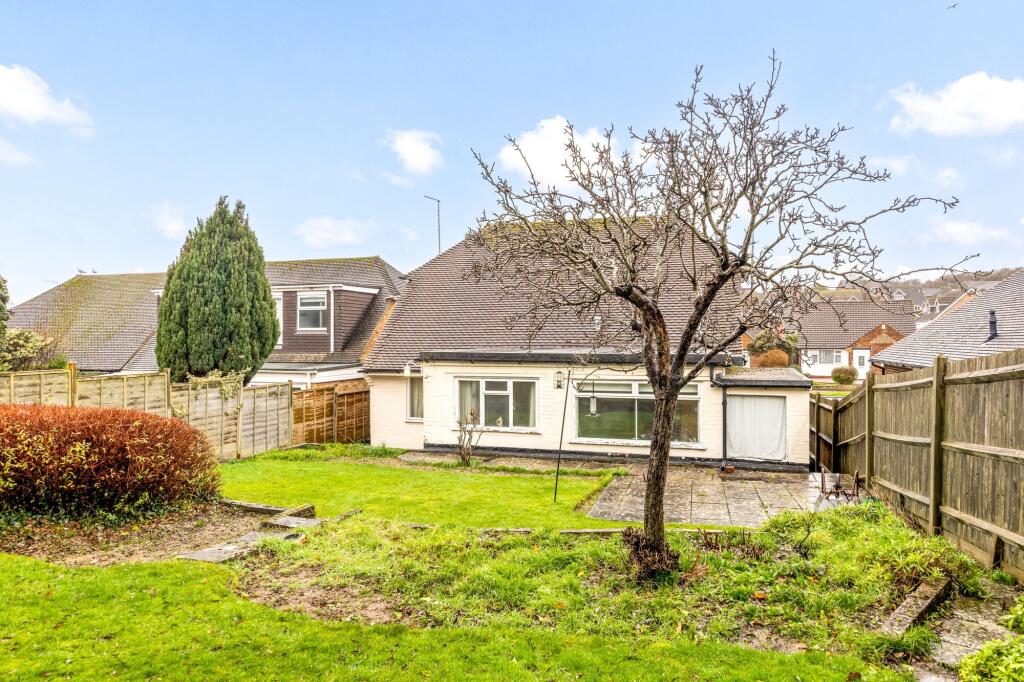 Hangleton Valley Drive, Hove, BN3 photo 2