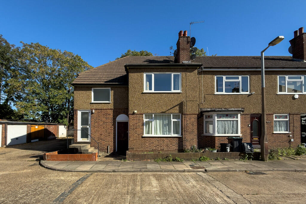 Main image of property: Fenman Court, London