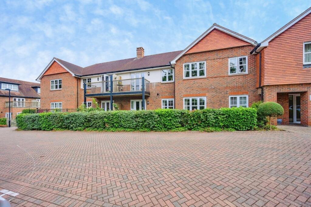 Main image of property: Wordsworth Close, Kings Park, St Albans, AL3