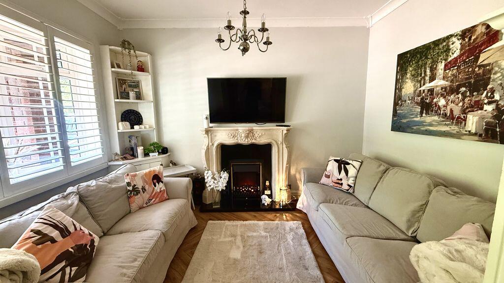 House in Birmingham, Sutton Coldfield - View 2