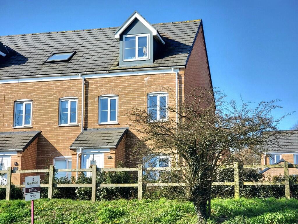 Main image of property: Stowmarket Road, Great Blakenham, Ipswich, Suffolk, IP6