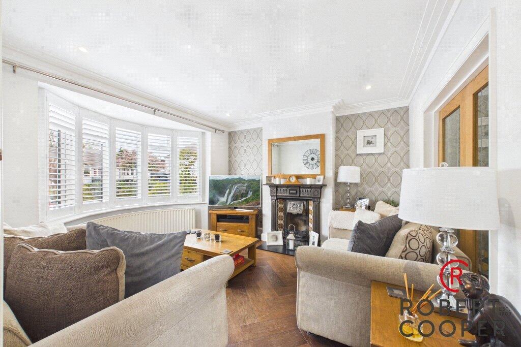 Windermere Avenue, Ruislip, HA4 photo 4