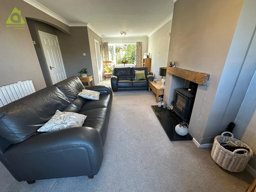 Captain Lees Road, Westhoughton, BL5 3UB photo 3