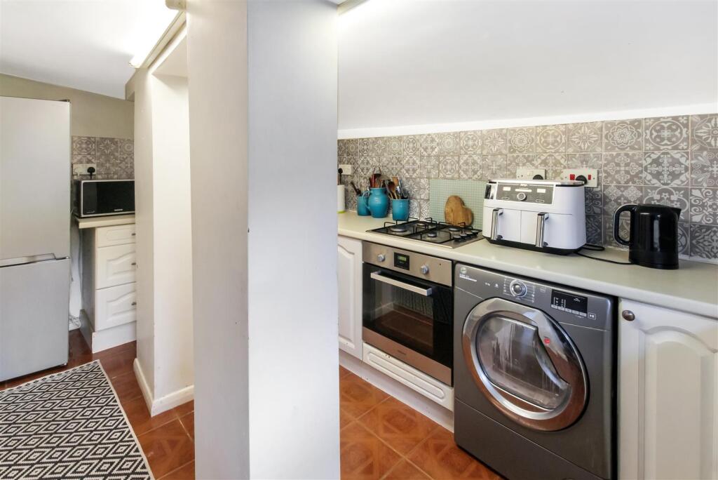 Property photo 8