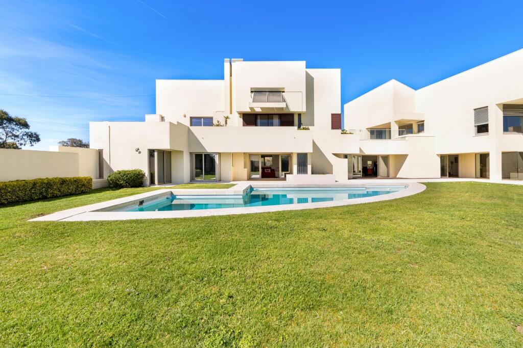 Main image of property: Aveiro, Ovar