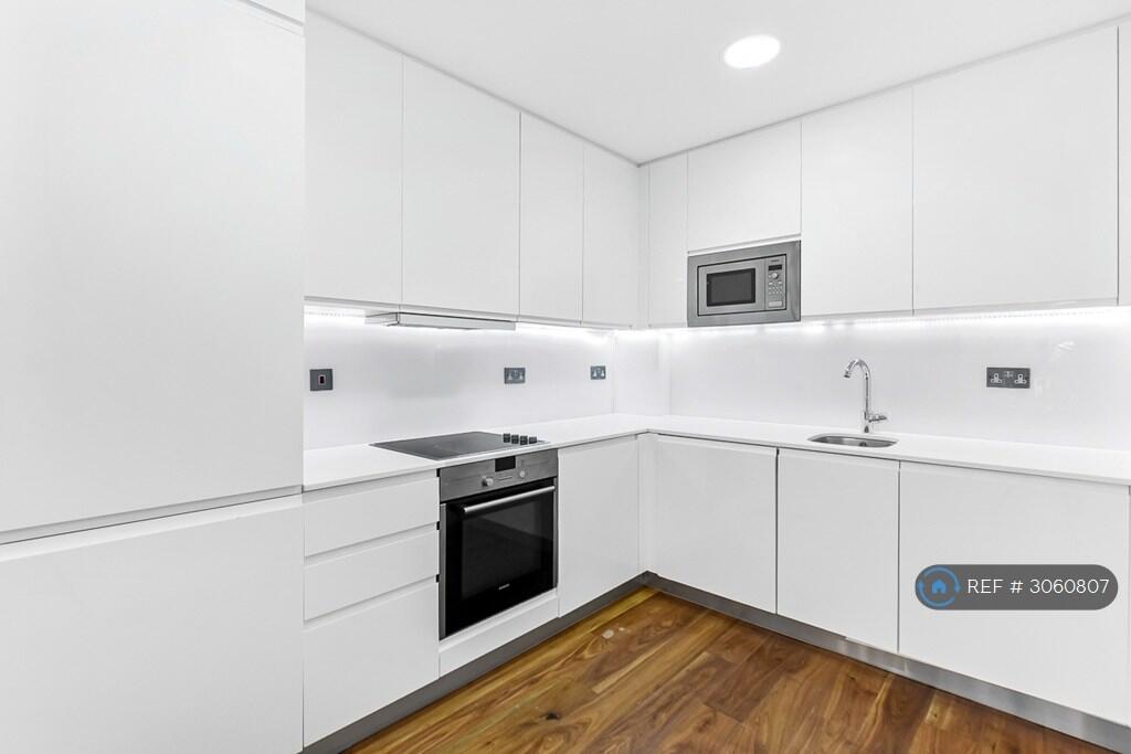 Apartment in London - View 4