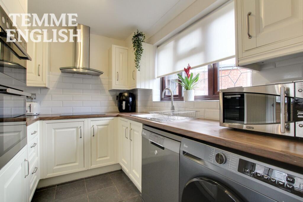 House in Southend-on-Sea - View 5