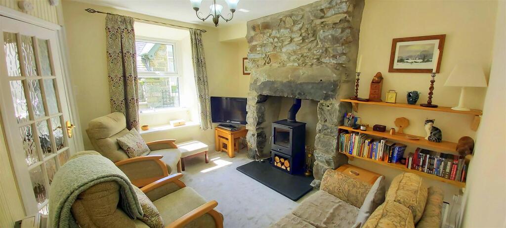 5 Rock Terrace, Harlech photo 2