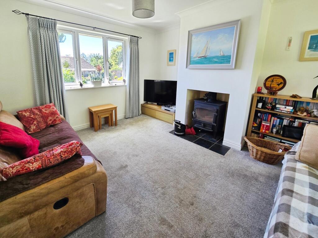 Pippins Close, Brighstone - View 4