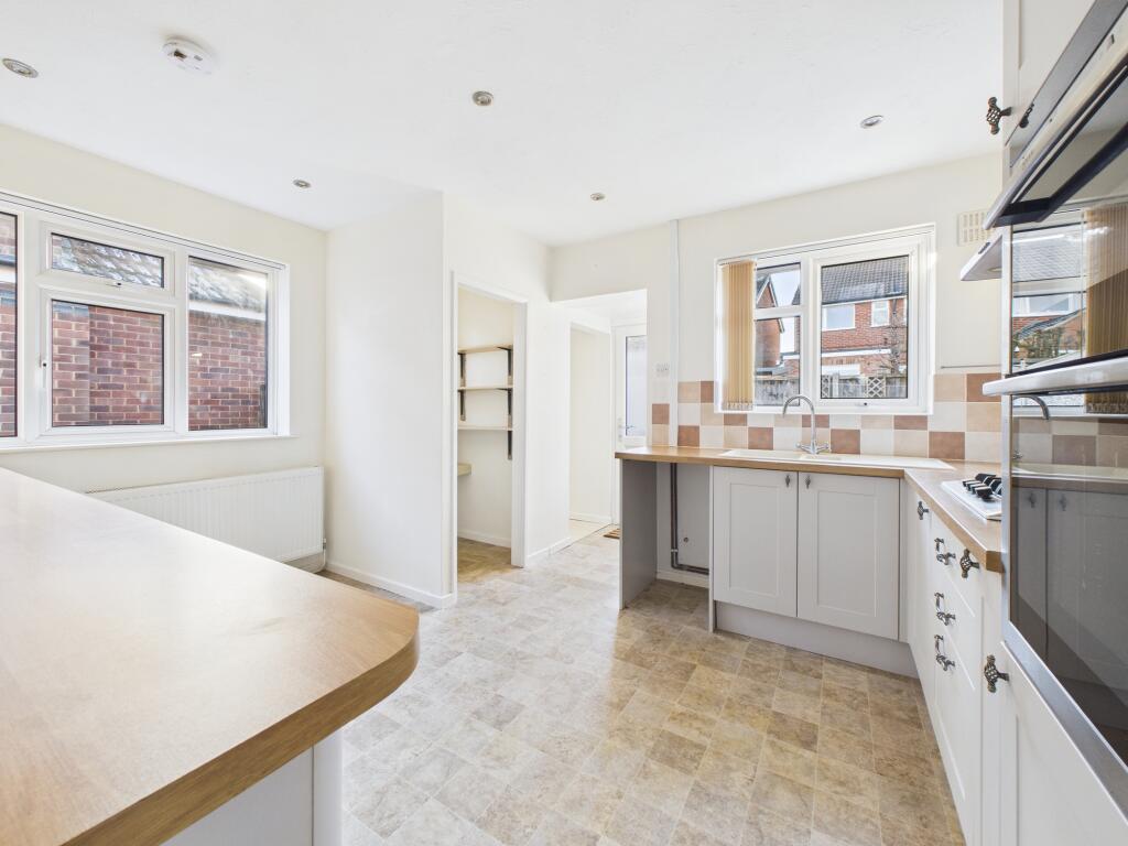 Lea Drive, Mickleover photo 4