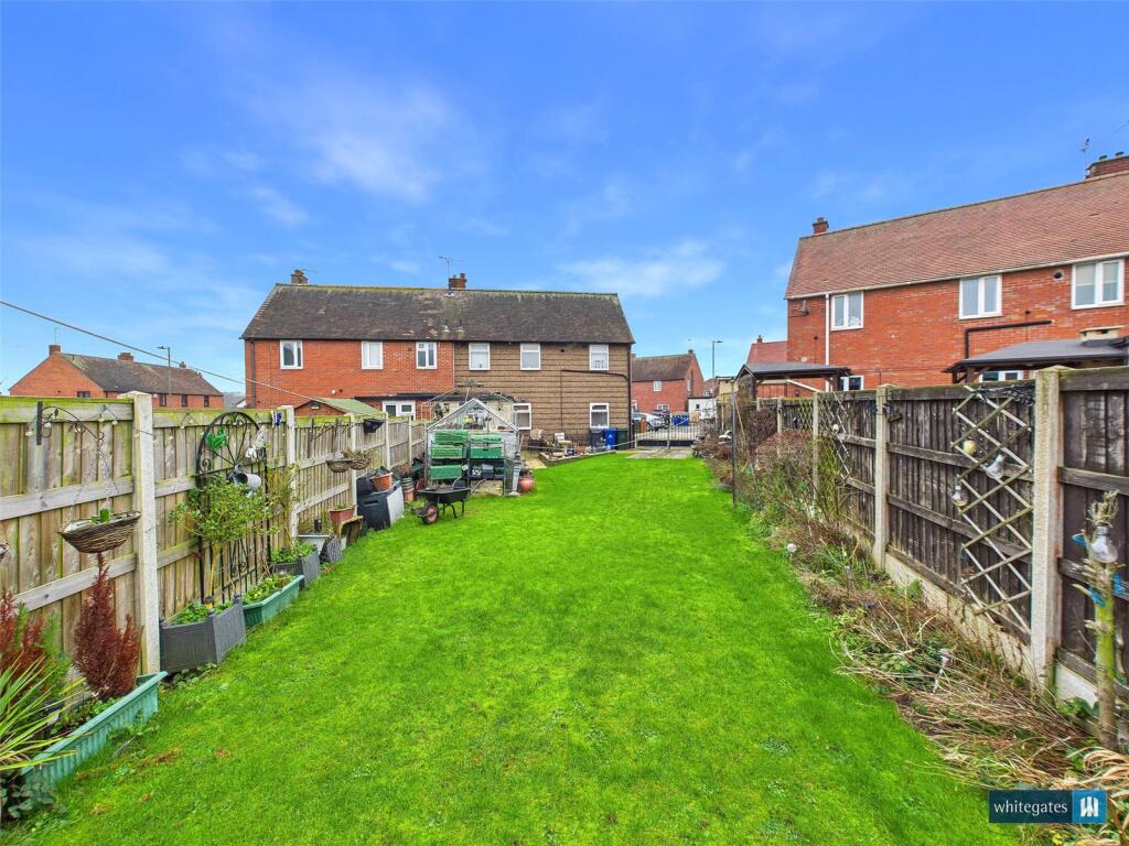 Newthorpe Road, Norton, Doncaster, South Yorkshire, DN6 photo 3