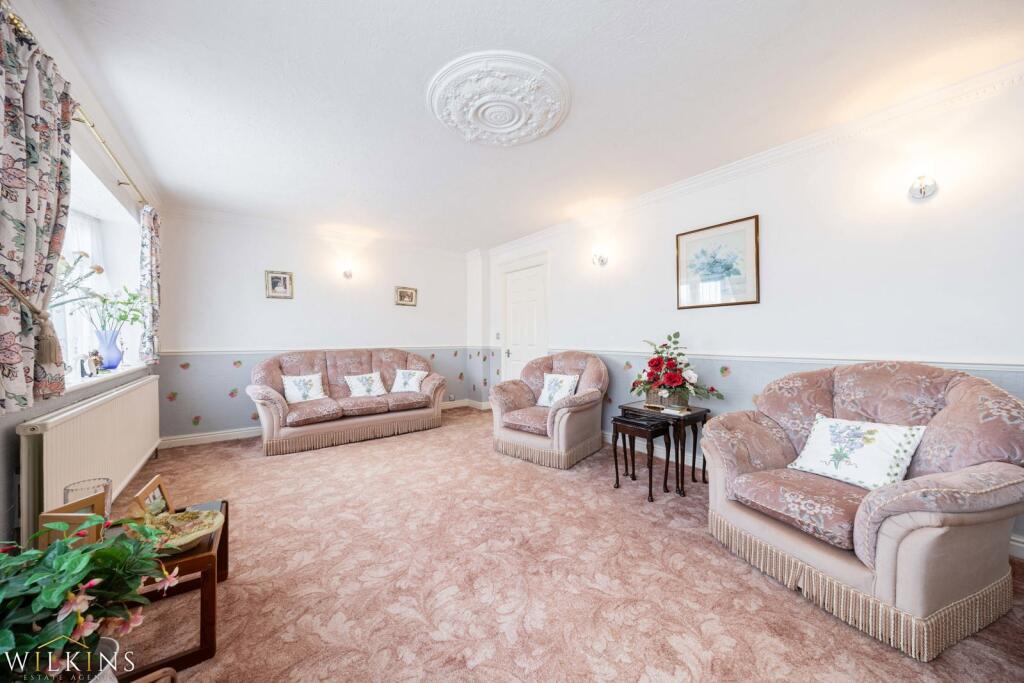 House in Tamworth, Staffordshire - View 5