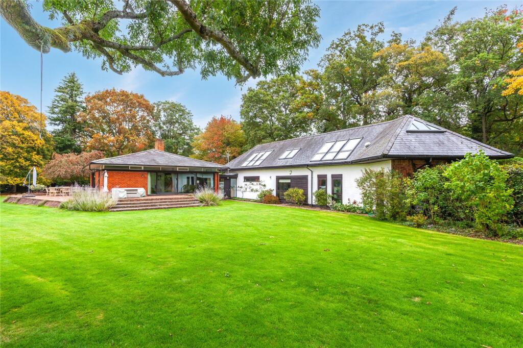 Main image of property: Cold Harbour, Goring Heath, Reading, Oxfordshire, RG8