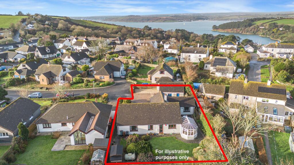 Main image of property: The Bowling Green, St. Just in Roseland, Truro, Cornwall, TR2