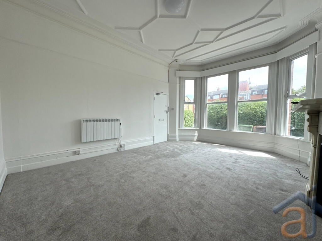 Knowsley Road, Southport, PR9 0HN photo 4