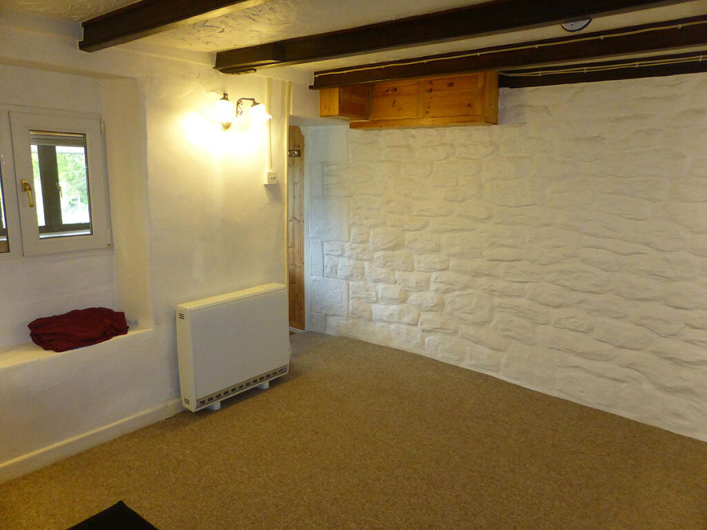 House in Truro - View 3