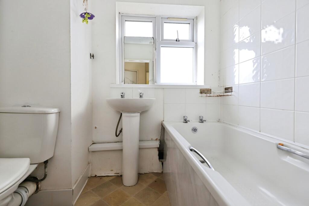 House in Wolverhampton - View 4
