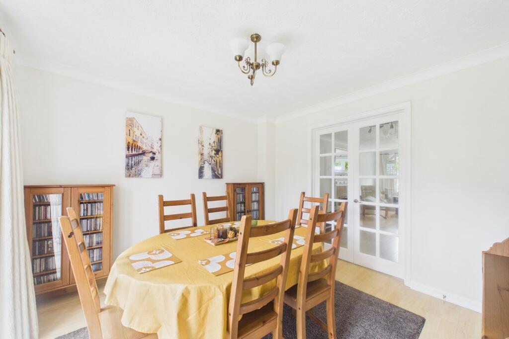 House in Reading, Warfield - View 4
