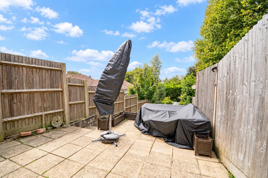 House in Tonbridge - More
