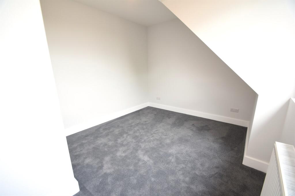 Apartment in Southampton - More