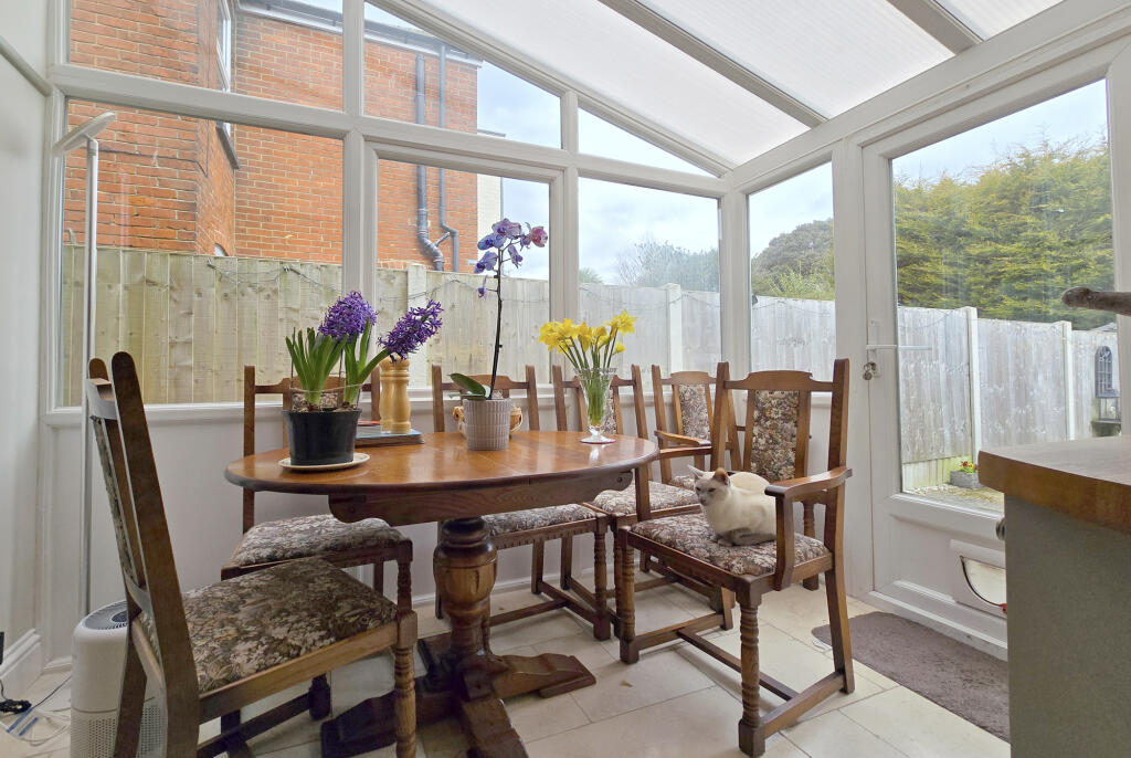 House in Southampton - View 4