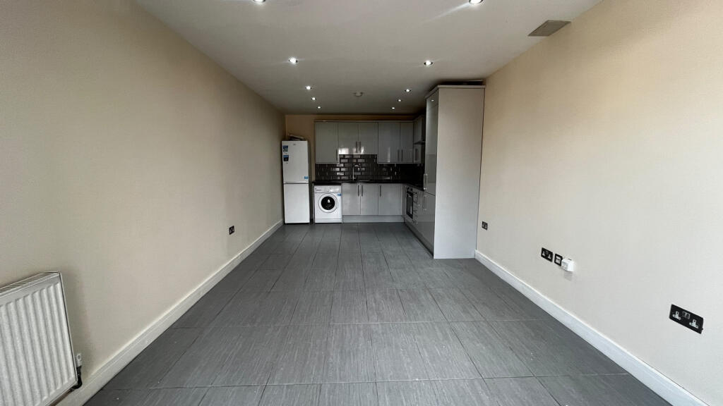 Main image of property: Farnham Road, Slough, SL2
