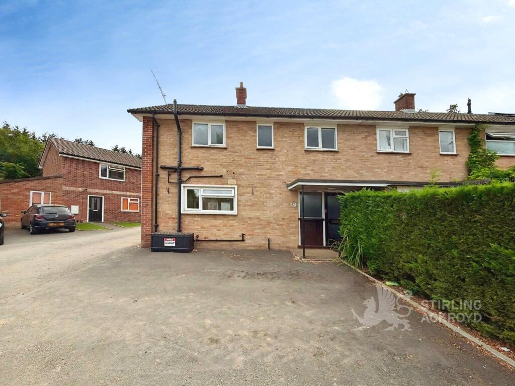 Main image of property: Applegarth Avenue, Guildford, Surrey, GU2