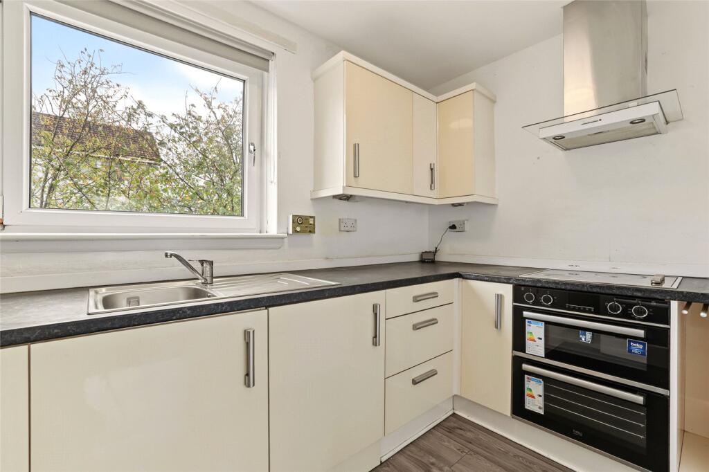 Apartment in Glasgow, Ibroxholm, Pollokshields - View 4