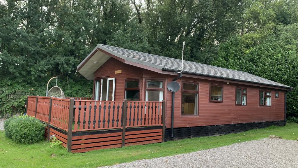 Main image of property: 31 Silverdale Drive, South Lakeland Leisure Village, Carnforth, LA6 1BH