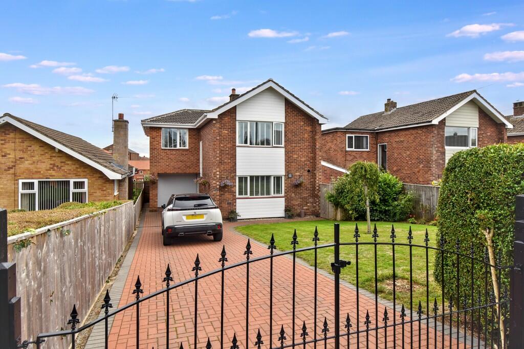 House in East Lindsey, Louth