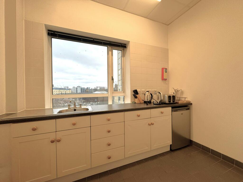 Unit G6a - Kitchen.jpg