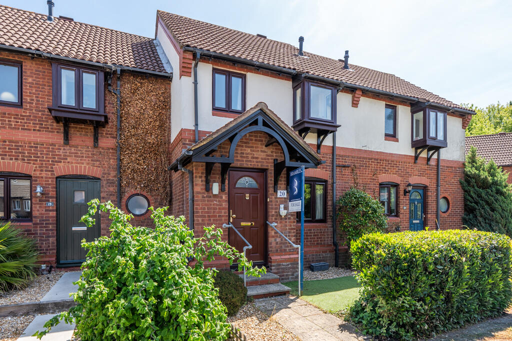 Main image of property: Pegasus Close, Hamble-le-rice, Hampshire