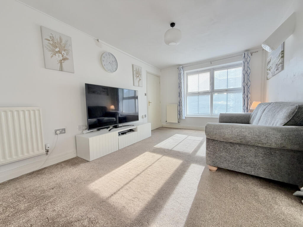 House in Wakefield, Alverthorpe - View 5