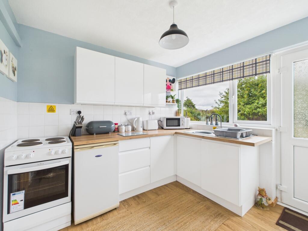House in East Lindsey, Sutton-on-Sea, Mablethorpe and Sutton - More