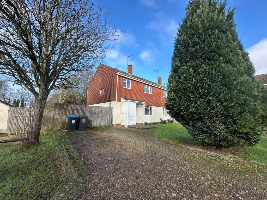 Main image of property: Mitchell Close, Bovingdon, Hemel Hempstead, HP3