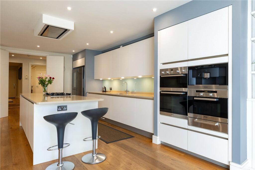 House in London - View 4