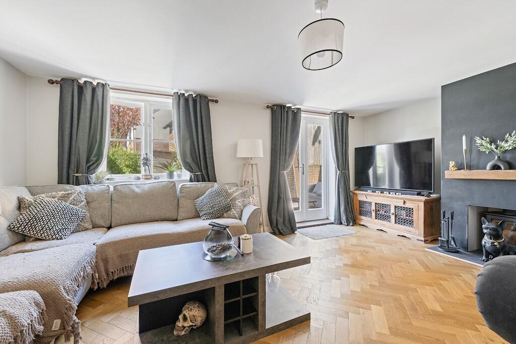 House in Tolpuddle, Burleston and Tolpuddle - More