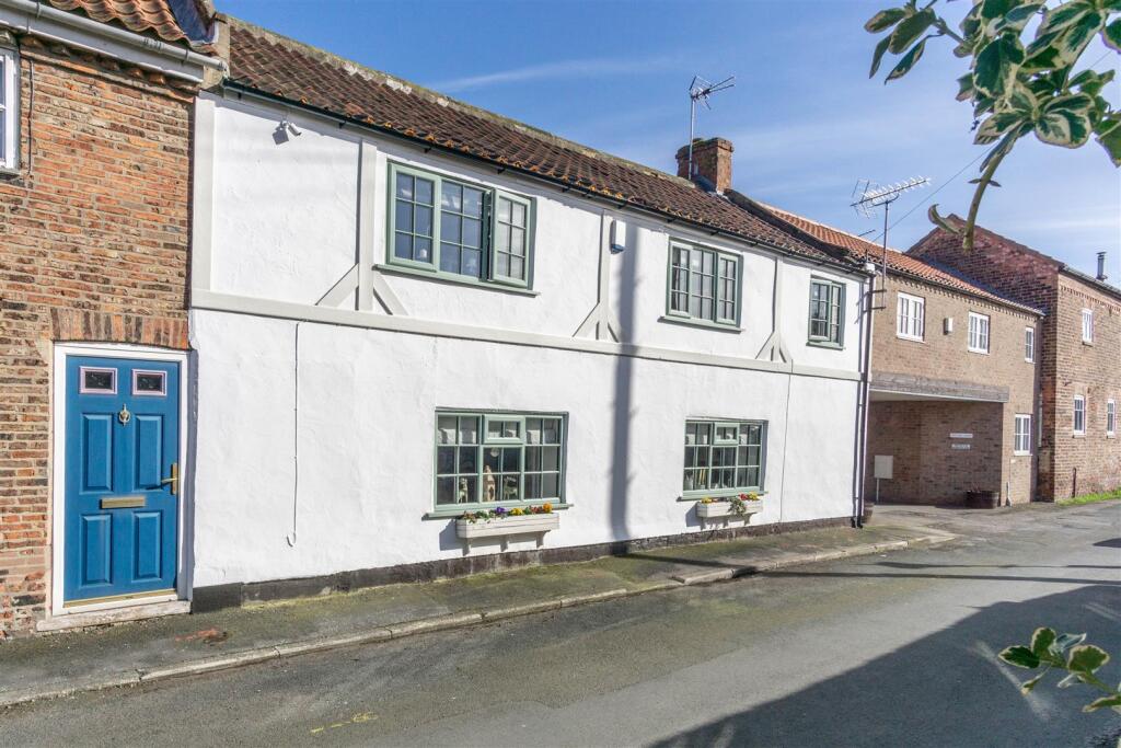 Main image of property: Creykes Court, Chapel Lane, Rawcliffe, Goole