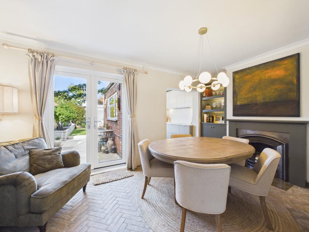 House in Worcester, Worcestershire - View 3